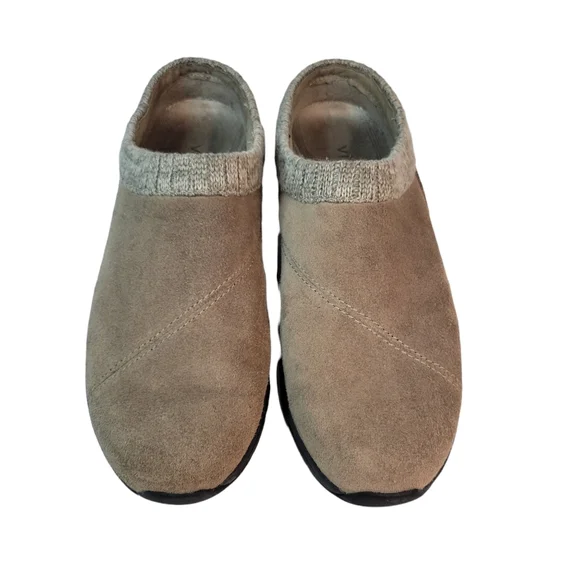 Vionic Arbor Slip-On Clogs - Picture 2 of 8